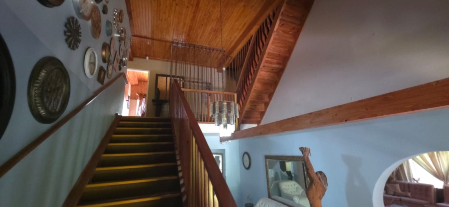 6 Bedroom Property for Sale in Wilkeville North West